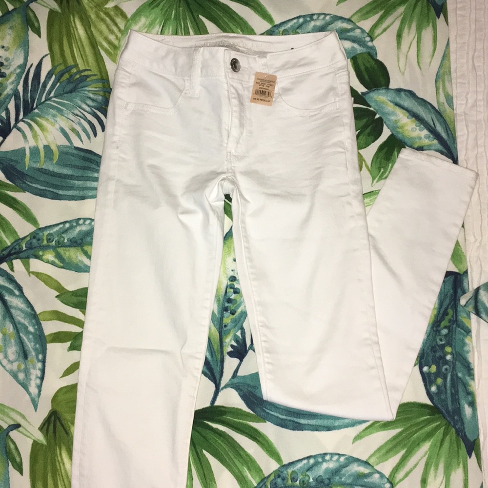 American Eagle Outfitters White Jeans